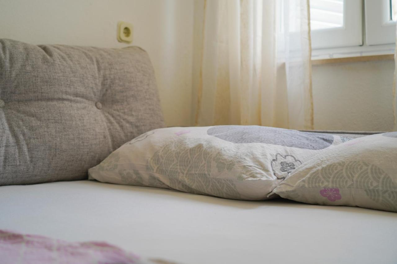 Studio Apartman Monika Baška Voda Exterior foto