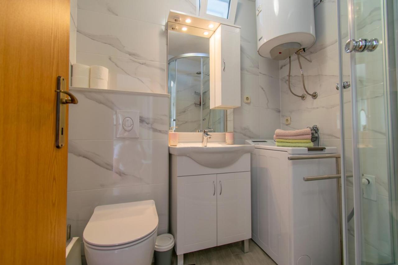 Studio Apartman Monika Baška Voda Exterior foto