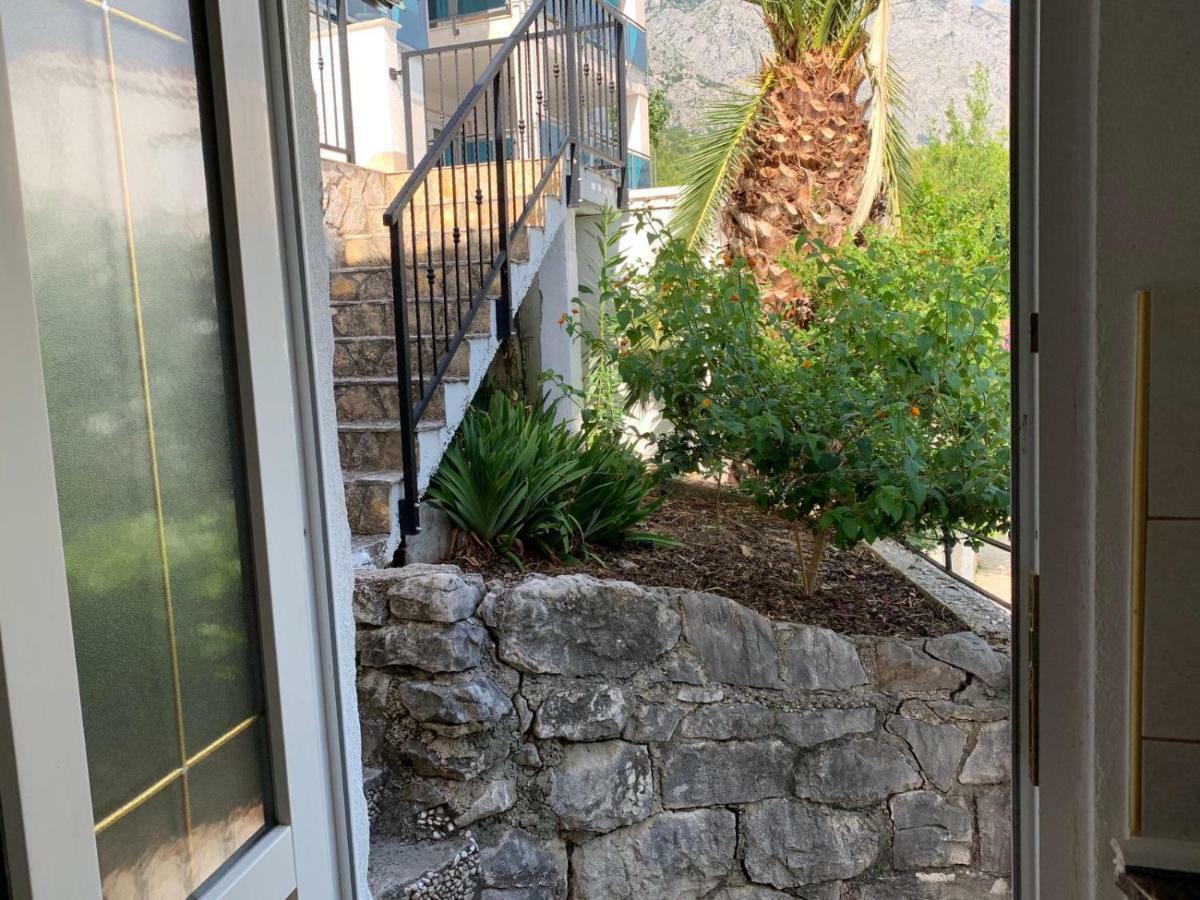 Studio Apartman Monika Baška Voda Exterior foto